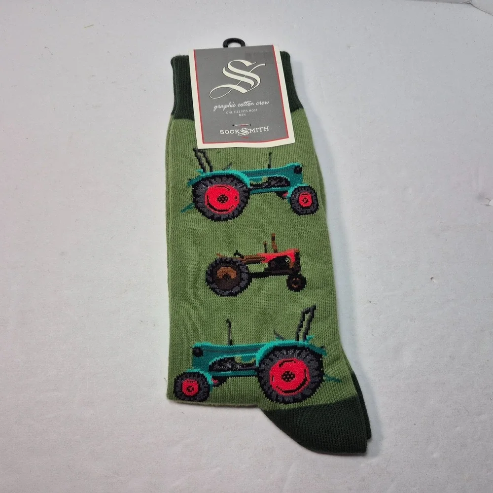 Mens Socksmith Brand Graphic Cotton Crew Socks Green with Tractors 10-13 NWT